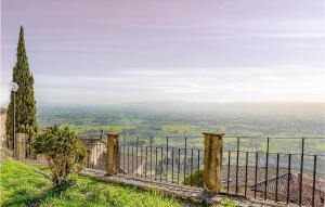 Cozy Apartment In Assisi With Wifi