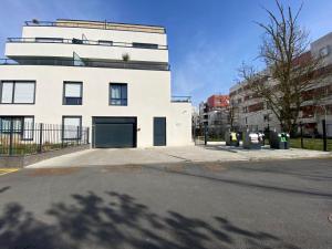 Appartements Nouveau F2 au calme proche Paris : photos des chambres