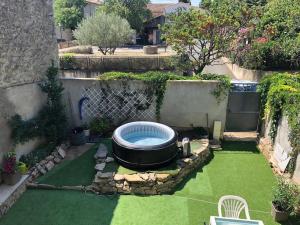 Maisons de vacances Maison Vigneronne avec Jacuzzi en Mediterranee : photos des chambres