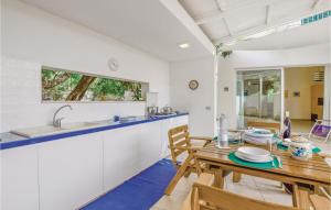 2 Bedroom Cozy Home In Marina Di Ragusa