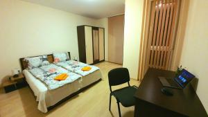 Minimalistic 1BR flat with a Parking spot