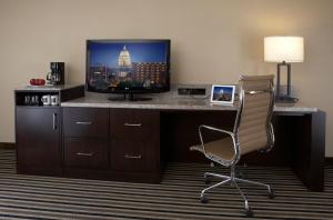 Premier Queen Room room in The Madison Concourse Hotel