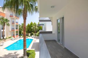 Sunrise hill villa with private pool