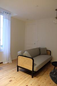 Appartements HIMA, Beau T2 renove a neuf Chateaucreux Gare : photos des chambres