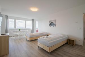 T&K Apartments Comfortable 3 Room Apartments with Balcony