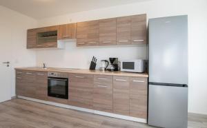 T&K Apartments Comfortable 3 Room Apartments with Balcony