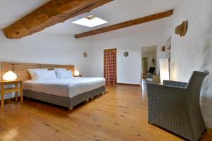 Hotels Domaine De Fraisse : photos des chambres