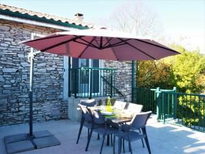 Country House in Orb Mountains near Salagou Lake