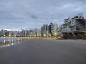 Em frente ao mar com Wi-fi e garagem