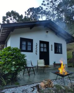 ACasA sua cabana com banheira Lareira Starlink