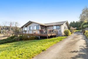 Three Eagles On Whidbey