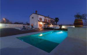 Beautiful Home In Hrboki With Wifi