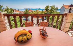 Stunning Apartment In Crikvenica With 3 Bedrooms And Wifi