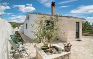 Nice Home In Kresevo Brdo With Kitchen