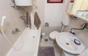 2 Bedroom Nice Apartment In Rijeka