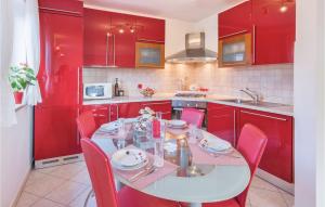 Stunning Apartment In Marcana With Kitchen