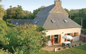 Maisons de vacances Nice home in Lzardrieux with 3 Bedrooms and WiFi : photos des chambres