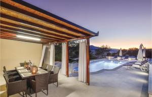 Amazing Home In Bajagic With Wifi 