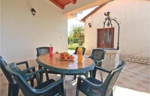 Holiday Home Hrboki Iii