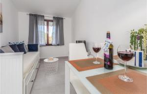 1 Bedroom Amazing Apartment In Porec