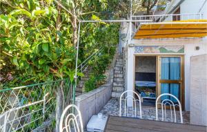 Nice Apartment In Lokva Rogoznica 