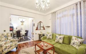 Cozy Home In Srinjine