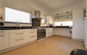 Nice Home In El Campello With Wifi