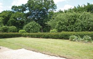 Maisons de vacances Amazing Home In Pleudihen Sur Rance With 3 Bedrooms And Wifi : photos des chambres