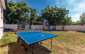 3 Bedroom Pet Friendly Home In Pula