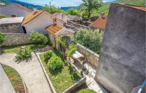 Nice home in Drivenik with 3 Bedrooms and WiFi