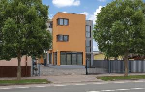 Lovely Home In Varazdin With Kitchen