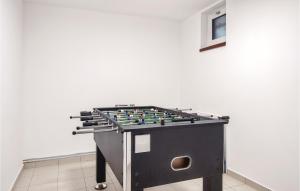 Lovely Home In Varazdin With Kitchen