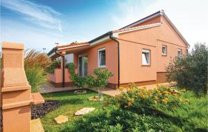 obrázek - Awesome Home In Peroj With 2 Bedrooms And Wifi