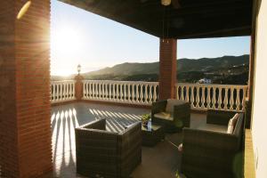 Villa El Palomar Azul with pool and sea view