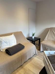 Appartements Studio ideal centre-ville meuble 2eme etage sud : photos des chambres