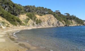 Grand T3 85 m2 situé à 15 min à pied des plages