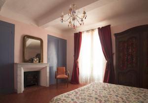 Maisons de vacances Vaste maison ancienne avec superbe vue : photos des chambres