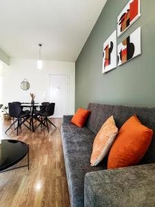 Phaedrus Living City View Luxury Iras Flat 102