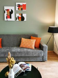Phaedrus Living City View Luxury Iras Flat 102