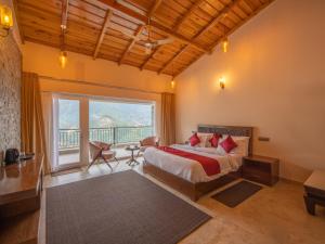 Captains Paradise Luxury Resort at Mukteshwar Hill Station