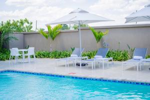 Rosewood by Amaryllis Lilongwe