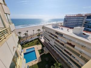 Torre Edinso (1ª linea Playa Muchavista)