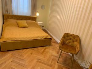 New Oldtown Apartment near St Martin Cathedral, AC, Balcony