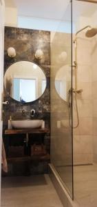 New Oldtown Apartment near St Martin Cathedral, AC, Balcony