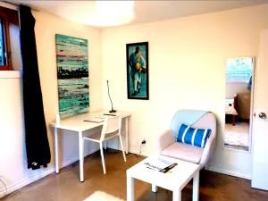 U of A Homestay, Trails & Whyte Ave - Едмонтон