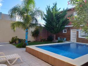 Casa Con Pileta En Roldan