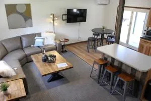 Cabin 6 at Horse Creek Resort - Keystone