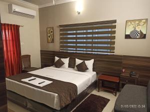 Hotel I-Way Residency Perungudi