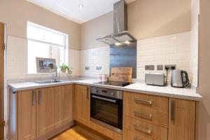 Besford Square, Shrewsbury Town