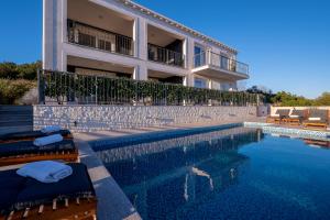 Luxury Authentic Experience at Villa Marta